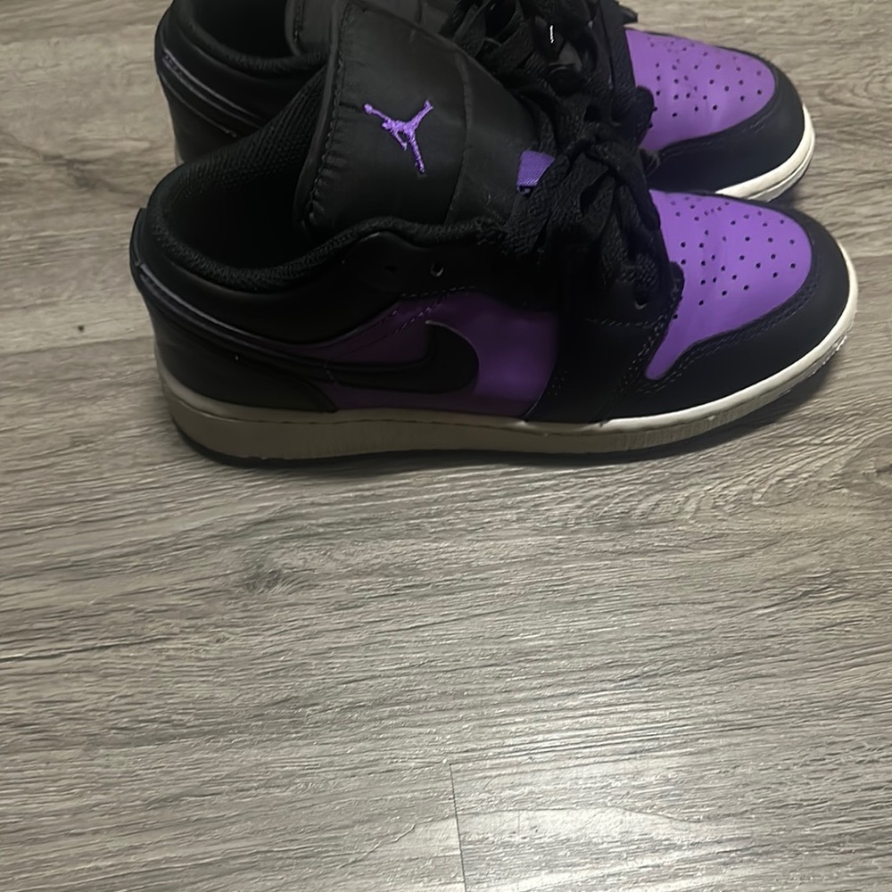 Jordan Kids Sneakers - Black and Purple